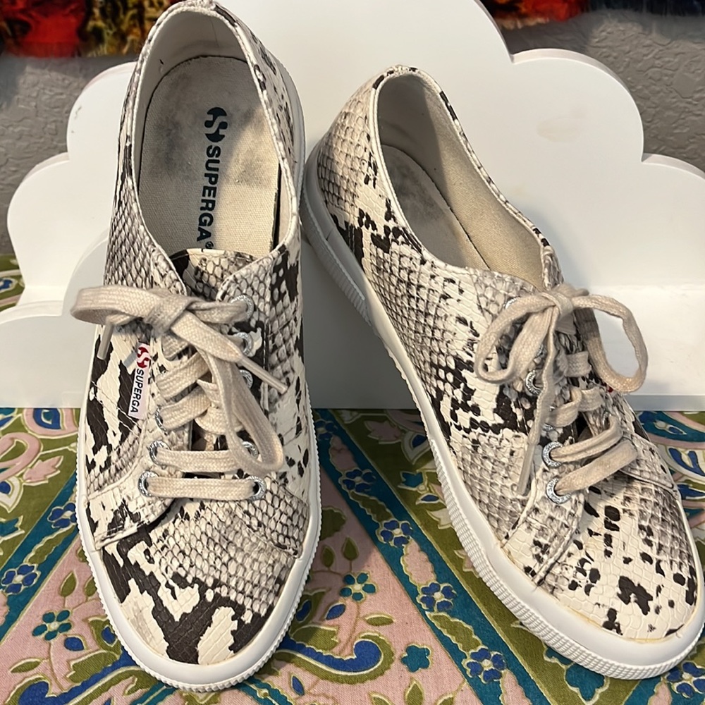 Faux python sneakers - Picture 2 of 5